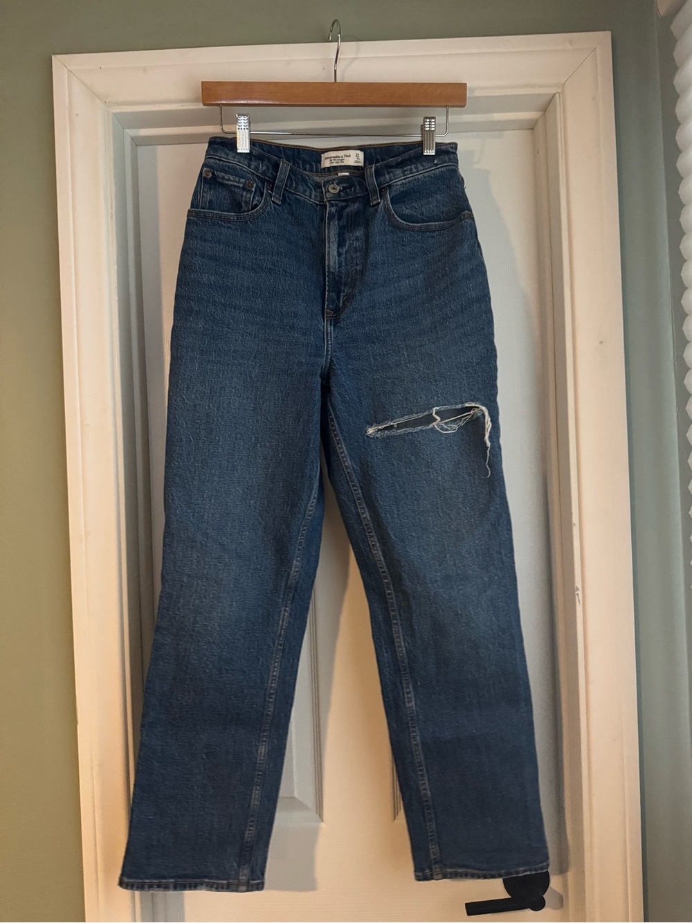 Abercrombie & Fitch Women's Dark Blue Boot Cut Jeans with Distressed Thigh
